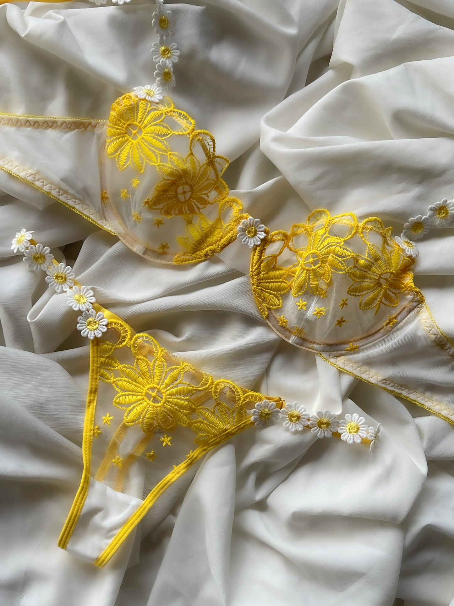 Set Reina amarillo
